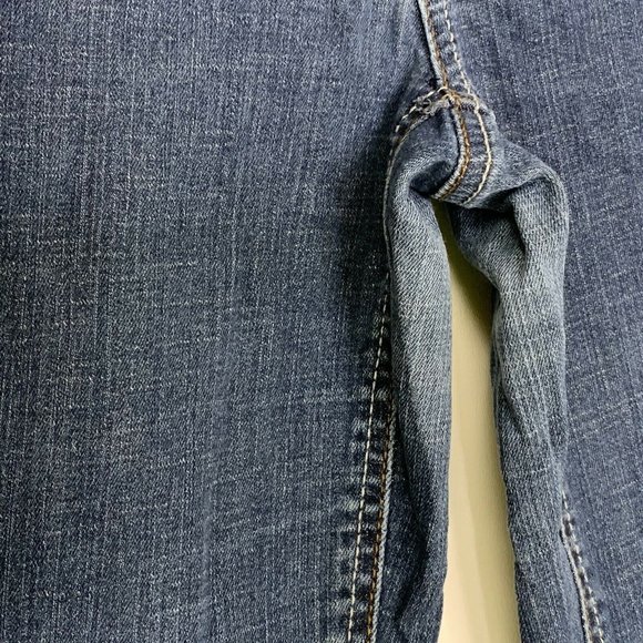 LEI Women Jeans Blue Sophia Hiphugger Flare Sz 7 Short Mid Wash  Med Rise Pocket - Picture 3 of 8